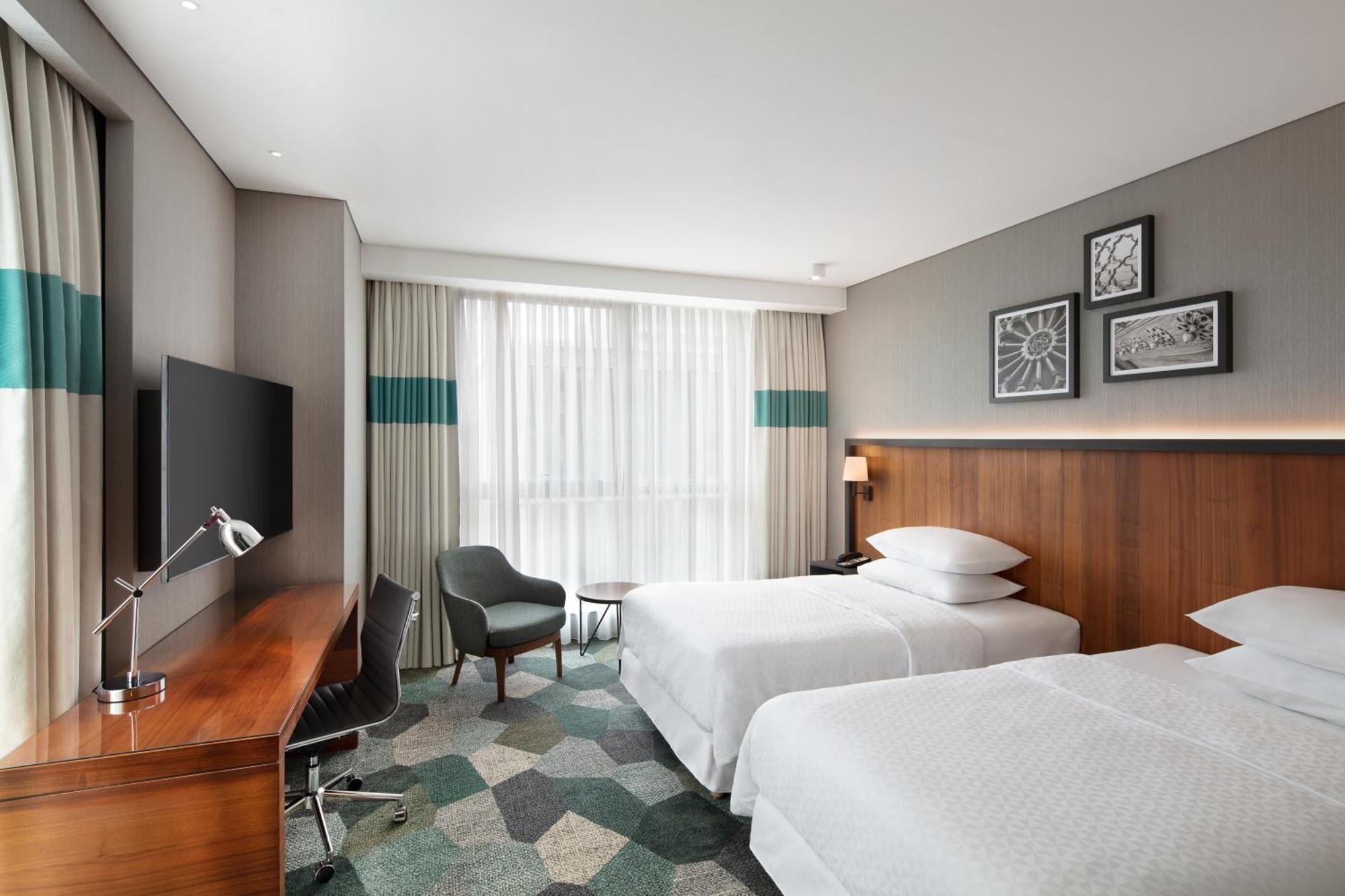 Four Points By Sheraton Kagithane 4*